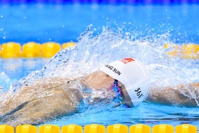 中国队在东亚杯中夺冠 悬念终结燃爆全场，东亚杯中国队名单